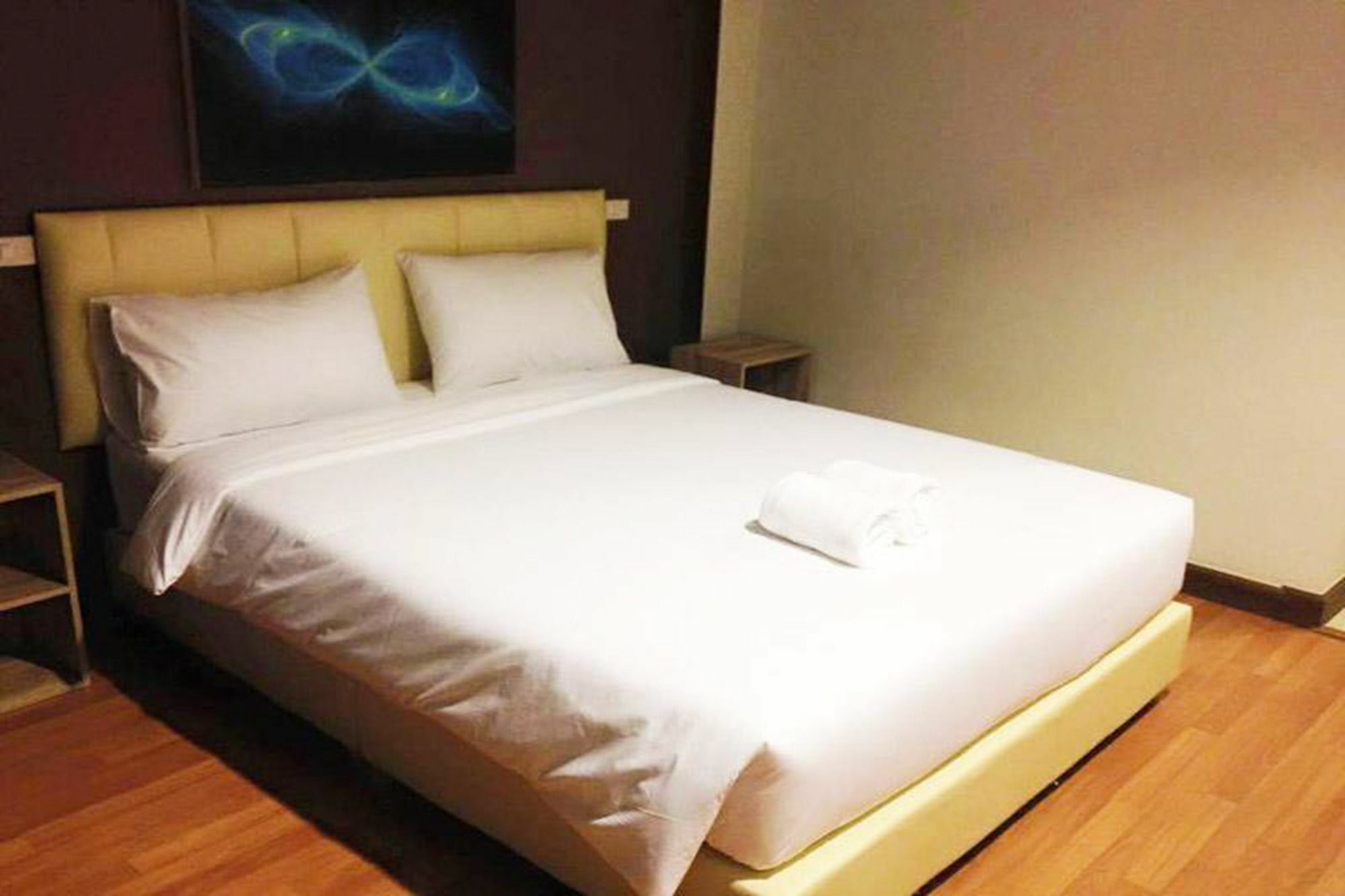 Hotel The Zell Buriram Esterno foto
